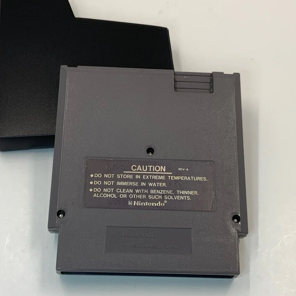 Ghosts 'N Goblins Nintendo NES Capcom Video Game Cartridge NES-GG-USA 3-Screw‎